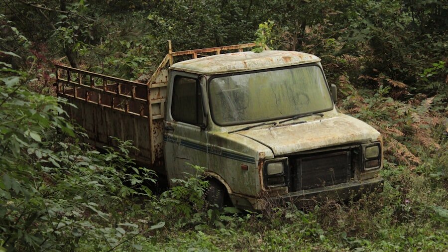 Photo Dodge Ram junk